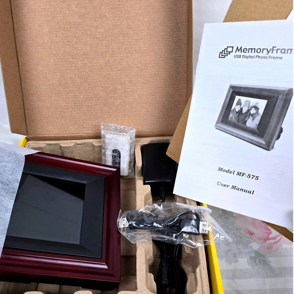 Digital Spectrum MemoryFrame 575 USB Digital Photo Frame Plays MP3 Audio‎ Video